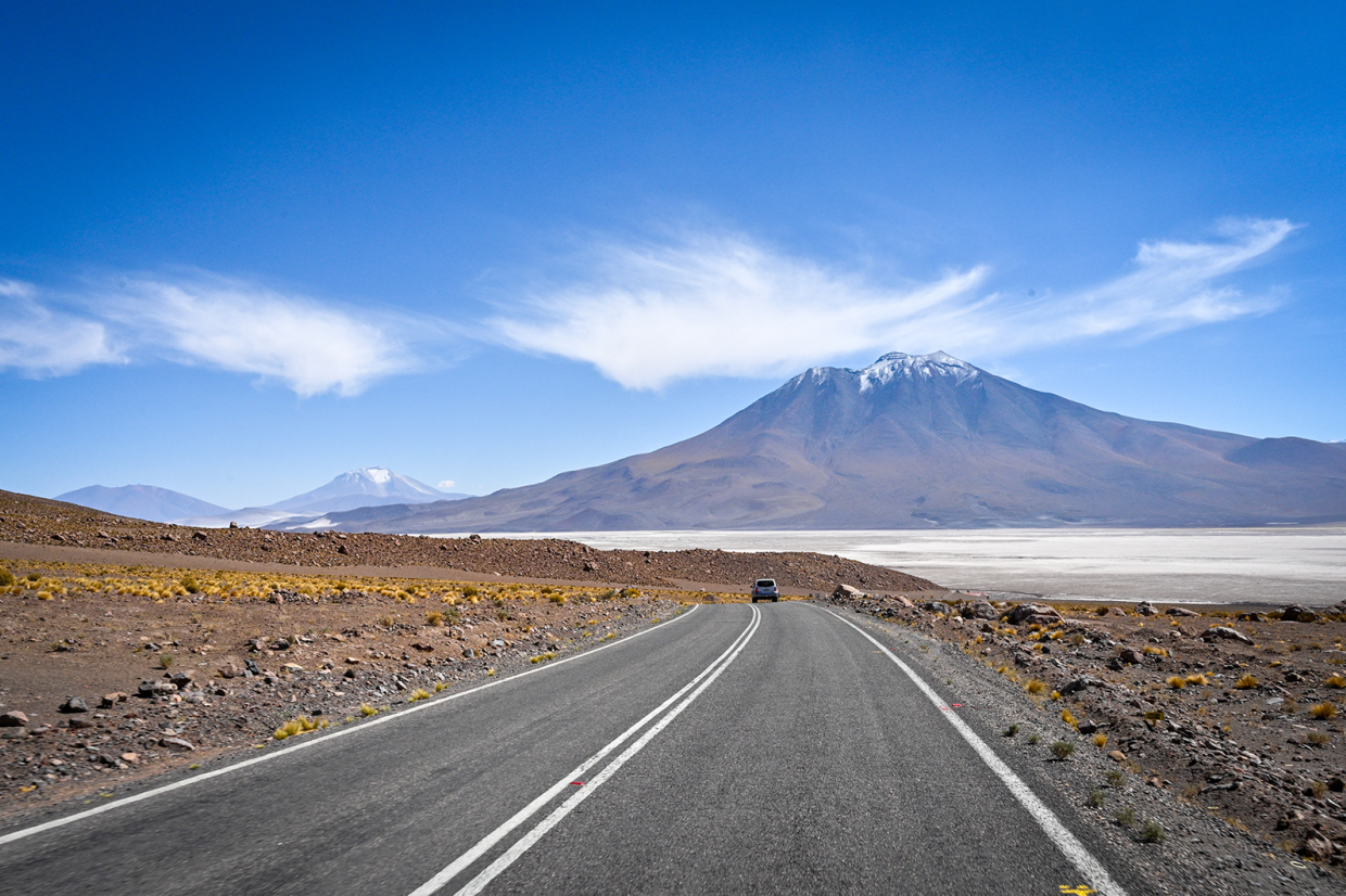 Classic & Sports Car – Peaks of the Andes