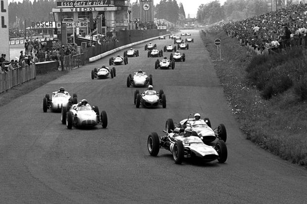 Brabham (Cooper T58) led off the line at the Nürburgring, Moss (Lotus 18/21) in hot pursuit