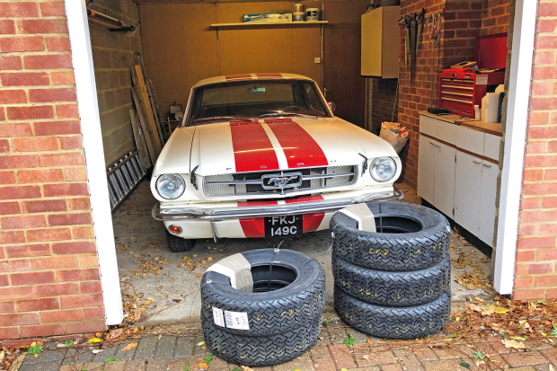 Classic & Sports Car – Our classics: Ford Mustang