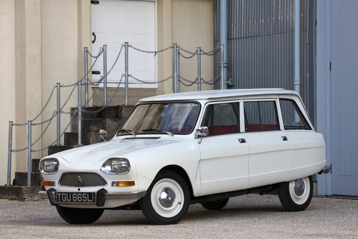 Classic & Sports Car – Love is in the air: Honda N360, Citroën Ami 8 and Volkswagen Beetle