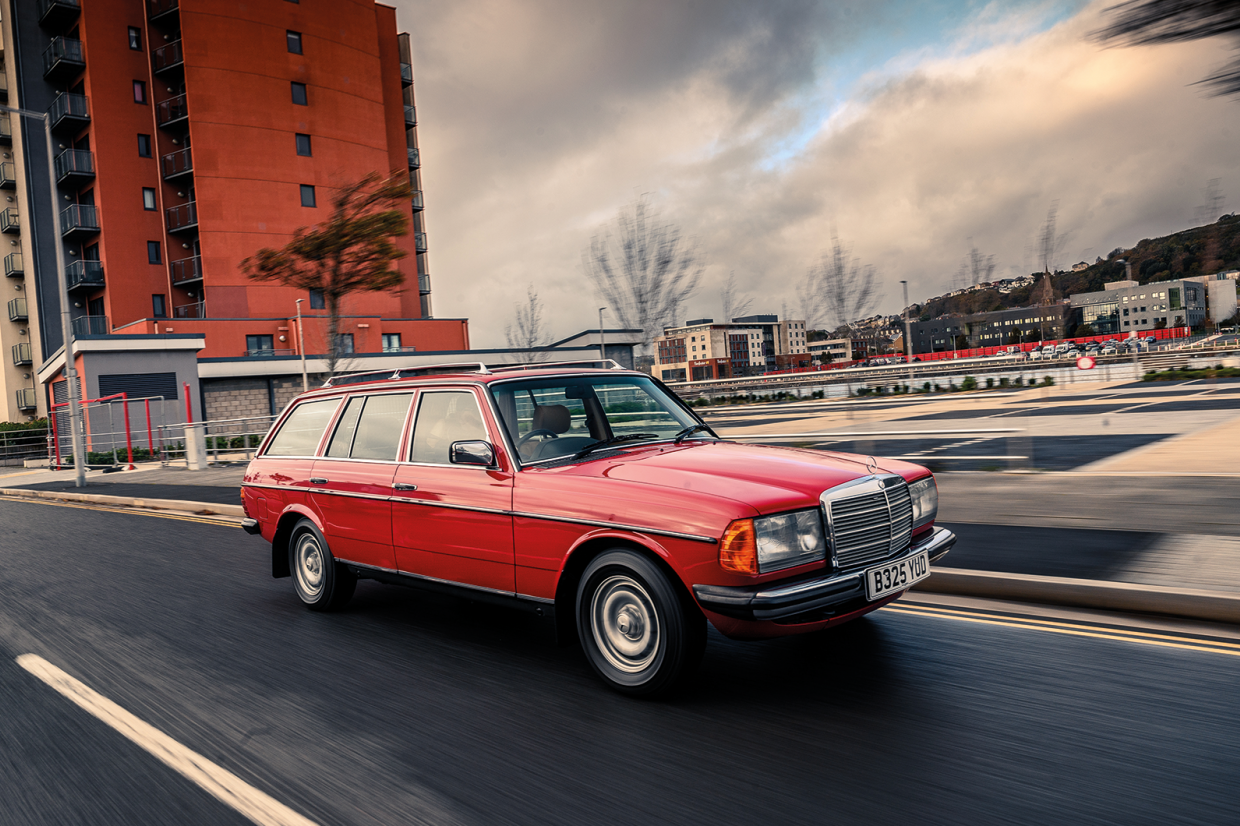 Classic & Sports Car – How Britain nearly missed Mercedes’ brilliant 230TE