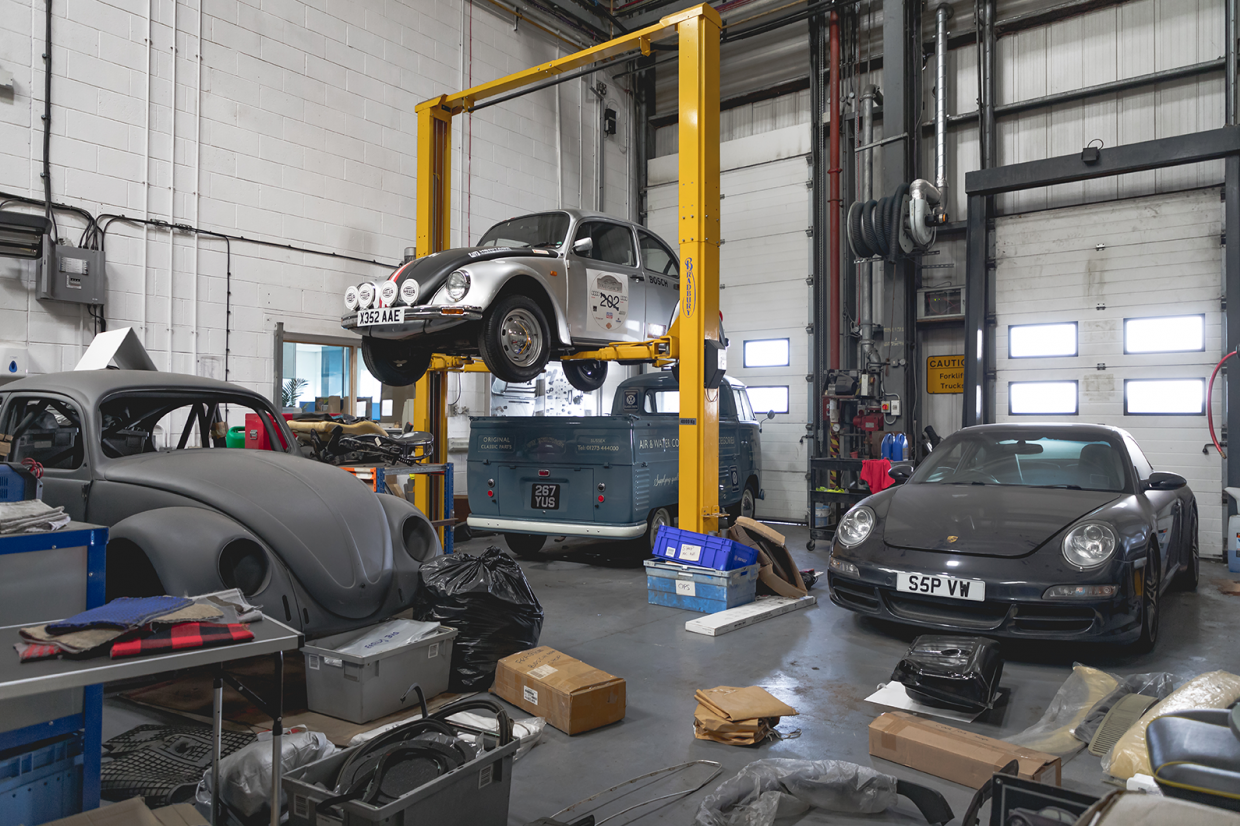 Classic & Sports Car – The specialist: Heritage Parts Centre