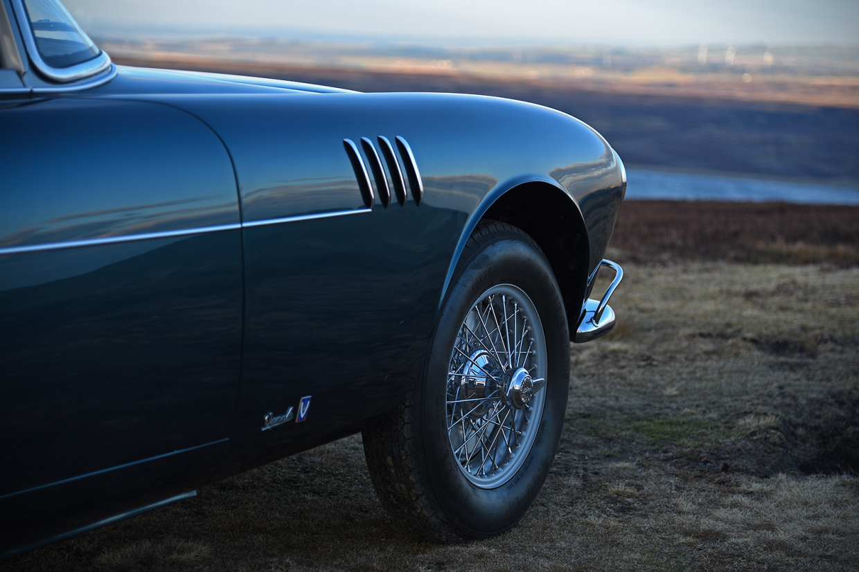 Classic & Sports Car – Aston Martin DB2/4 Vignale: fitted out for a king
