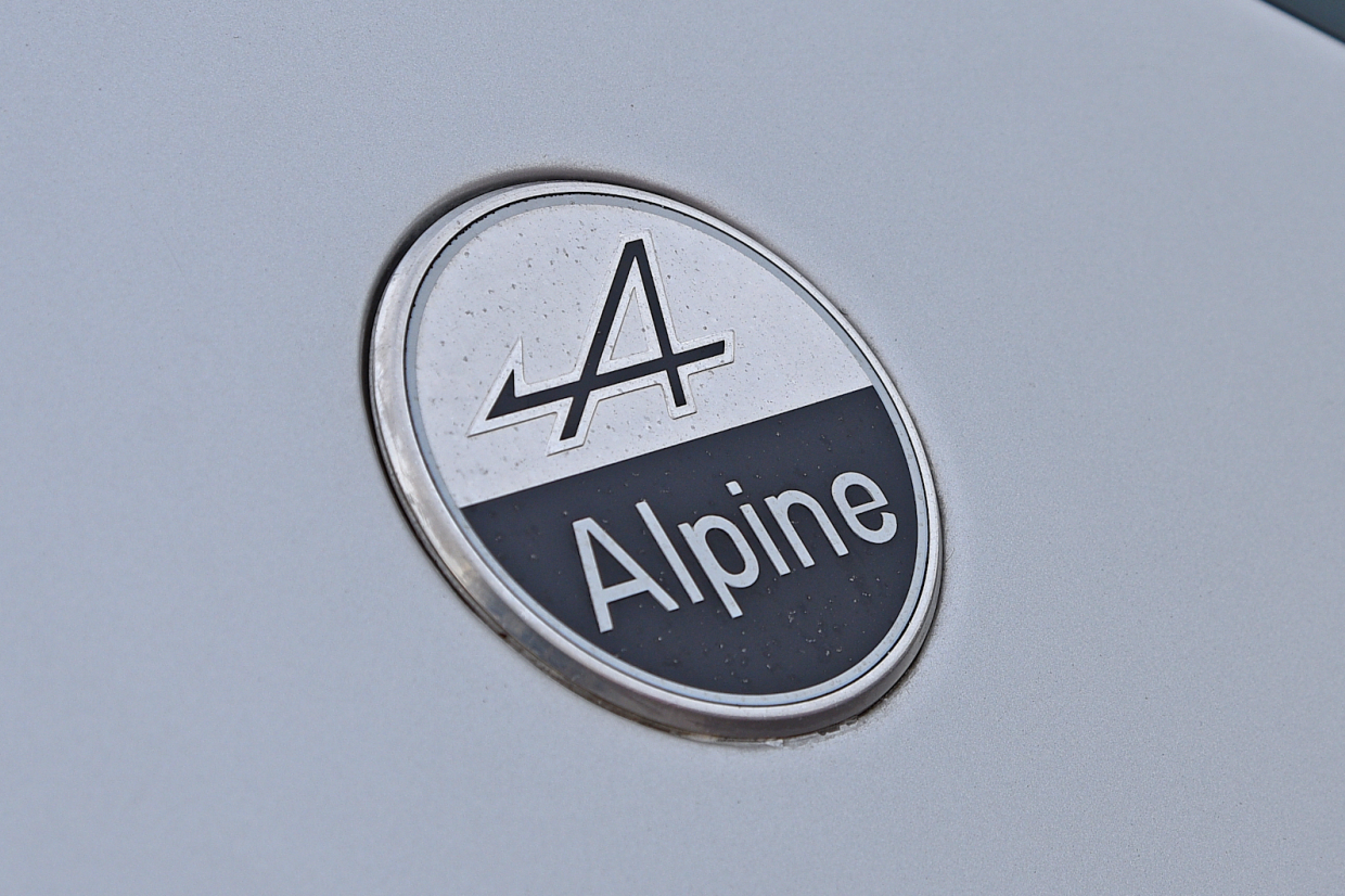 Classic & Sports Car - Europa League Final - Alpine A310 vs Lotus Europa