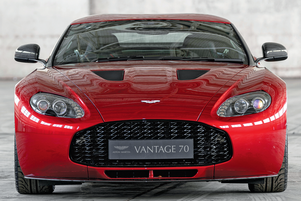Classic & Sports Car – Aston Martin V12 Vantage vs V12 Vantage S: the brawn legacy
