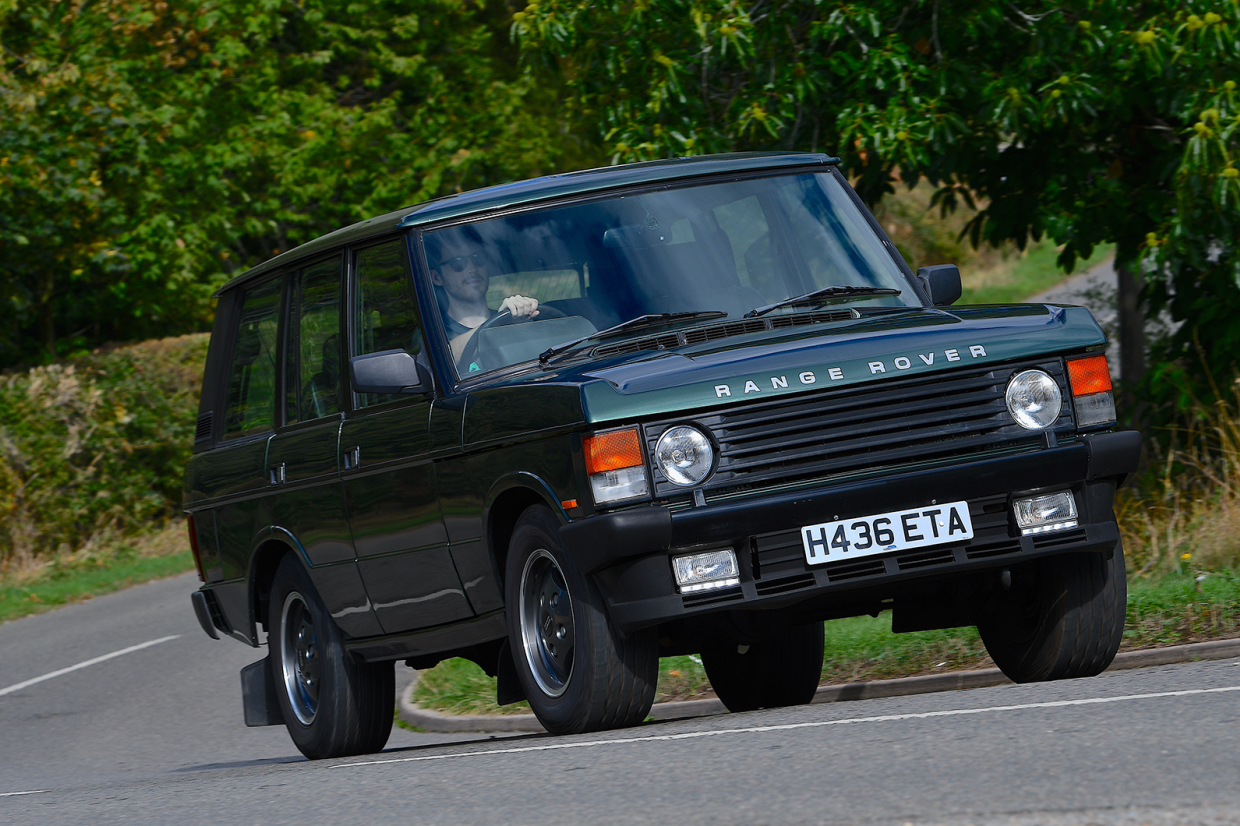 Classic & Sports Car – Jeep Cherokee 4.0 Limited vs Range Rover 3.9 SE: Uncle Sam fights back