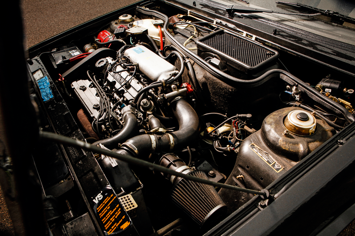 Classic & Sports Car – Renault 5 GT turbo vs Lancia Delta HF turbo ie: small cars, big punch