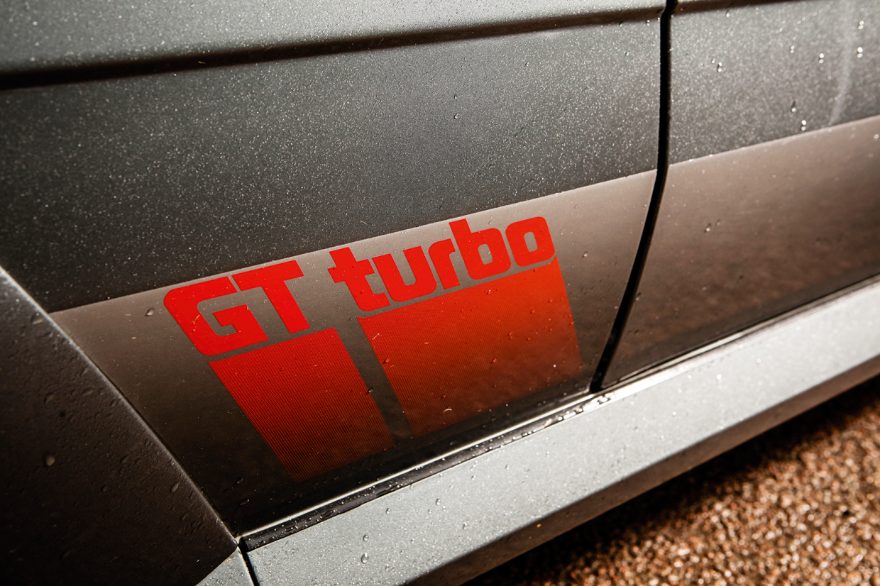 Classic & Sports Car – Renault 5 GT turbo vs Lancia Delta HF turbo ie: small cars, big punch