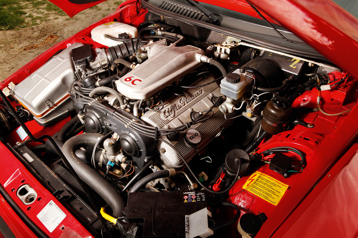 Classic & Sports Car – Alfa Romeo SZ vs Montreal: bucking the trend in style