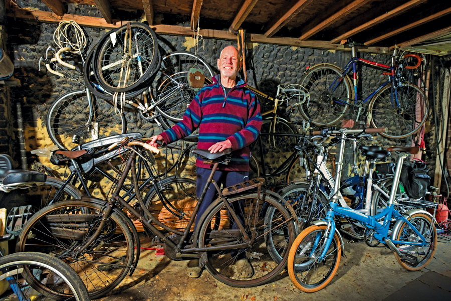 Classic & Sports Car – Also in my garage: vintage bicycles and air-cooled Volkswagens