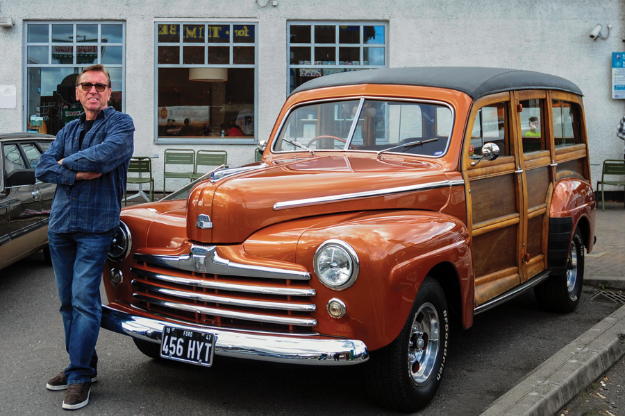 Classic & Sports Car – Your classic: Ford V8 Super Deluxe woodie