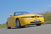 Classic & Sports Car – Alfa Romeo RZ: playing all the angles