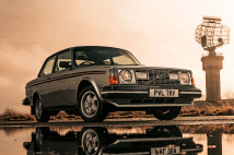 Classic & Sports Car – Volvo 242 GT: the flying brick