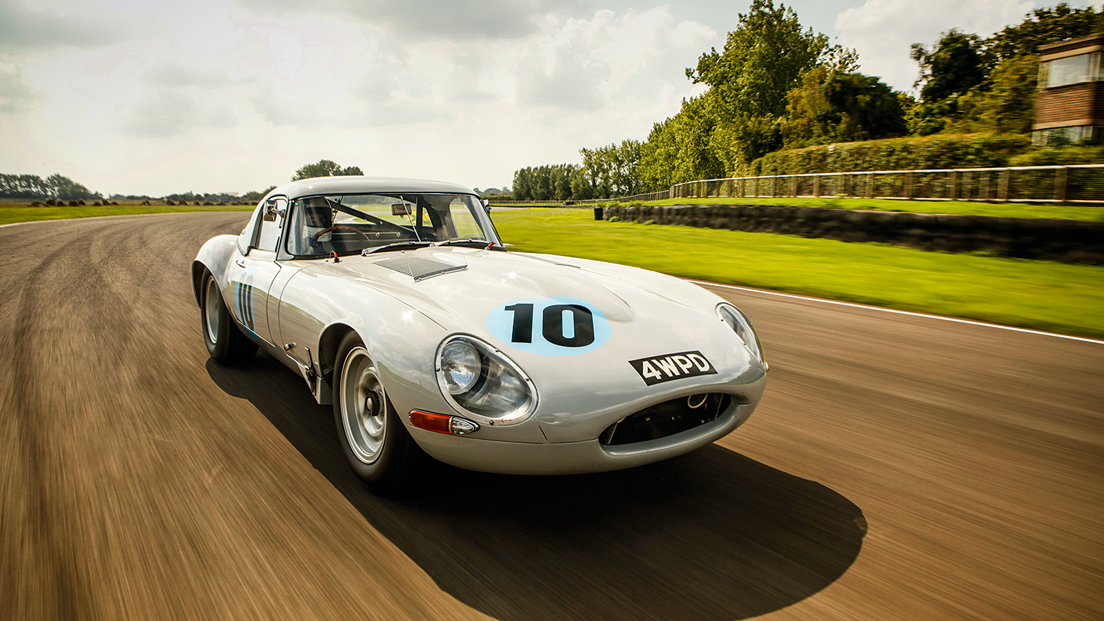 Jaguar Relives Its Past With a Perfect Recreation of the Racing E-Type