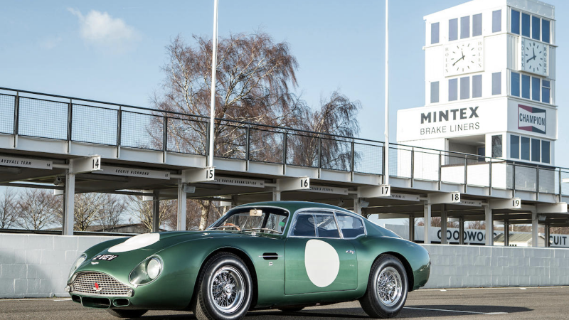 '2 VEV' leads 10-strong Aston Martin line-up at FoS auction