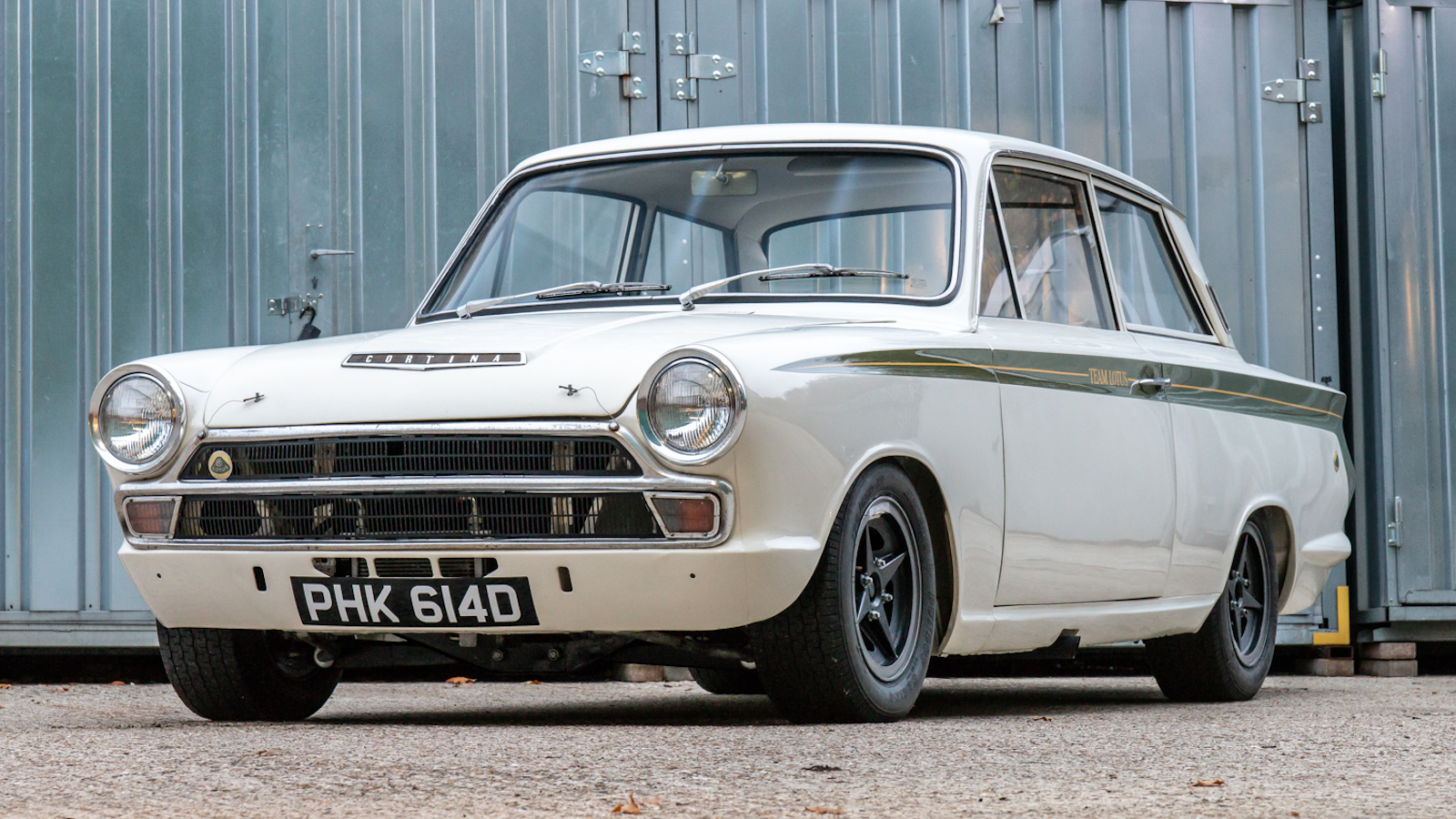 Racing Lotus Cortina driven by Jim Clark set to sell for record £200k