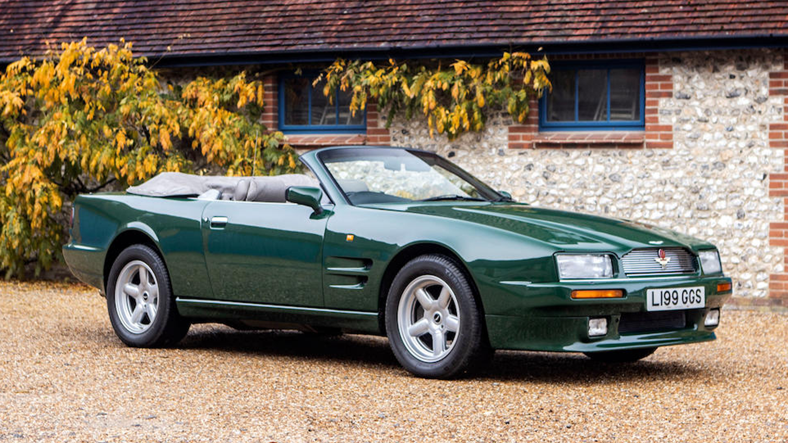 ‘Missing’ Aston Martin leads Bonhams’ Bond Street sale