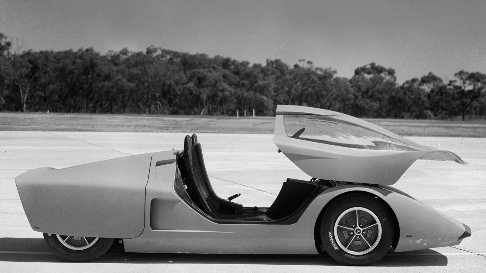 21 crazy canopy cars Classic Sports Car