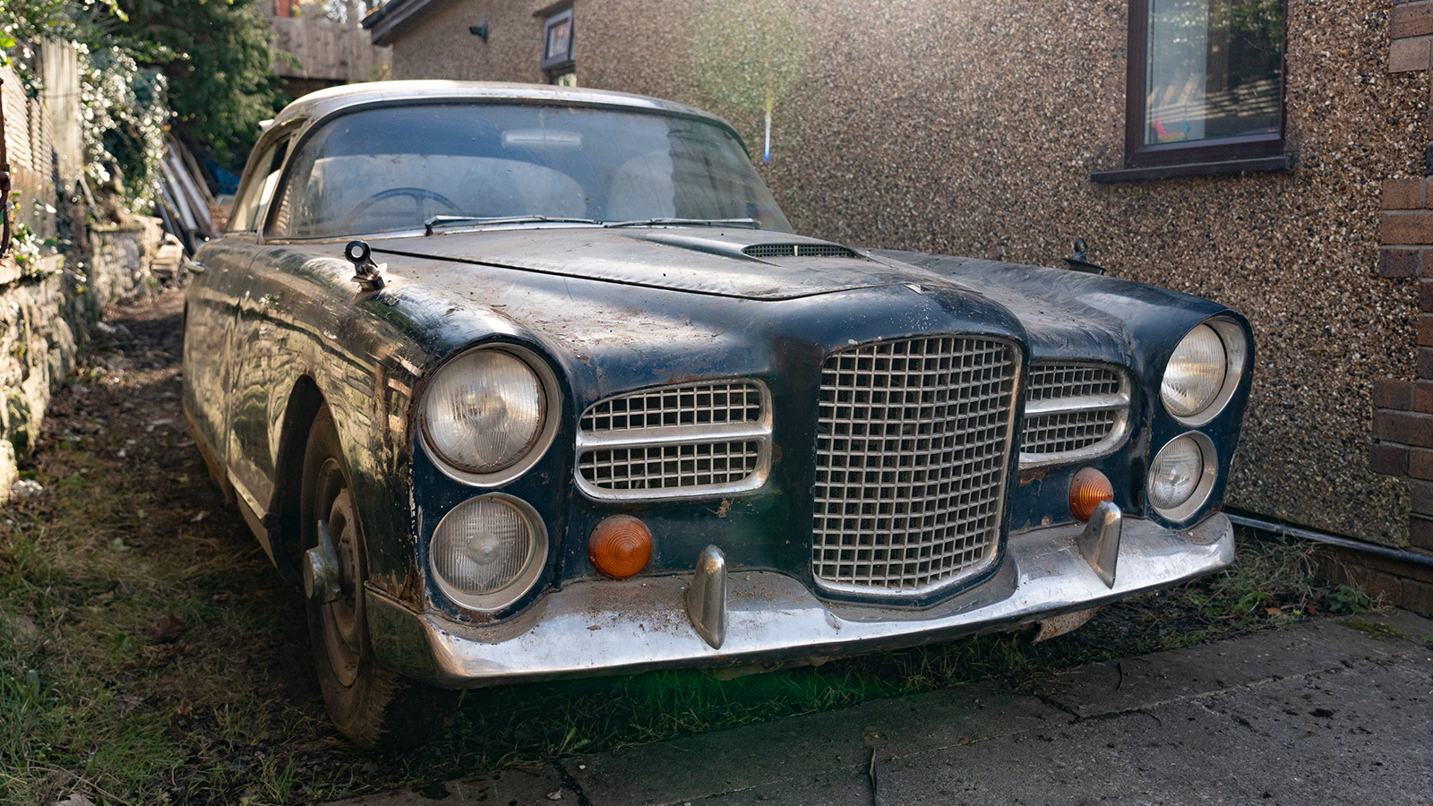 This barn-stored Facel Vega could be a tempting project
