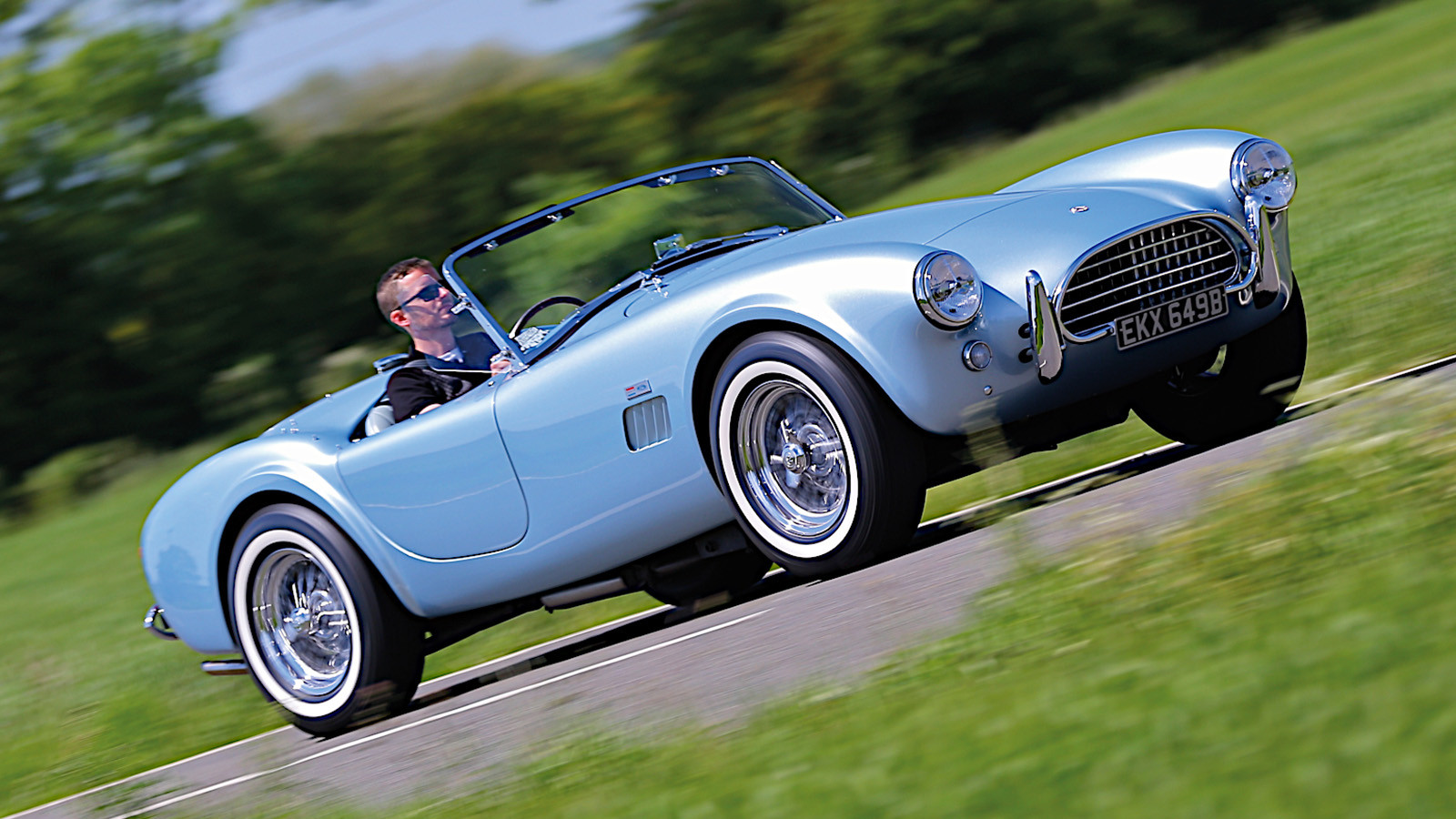 29 fast classic roadsters Classic & Sports Car