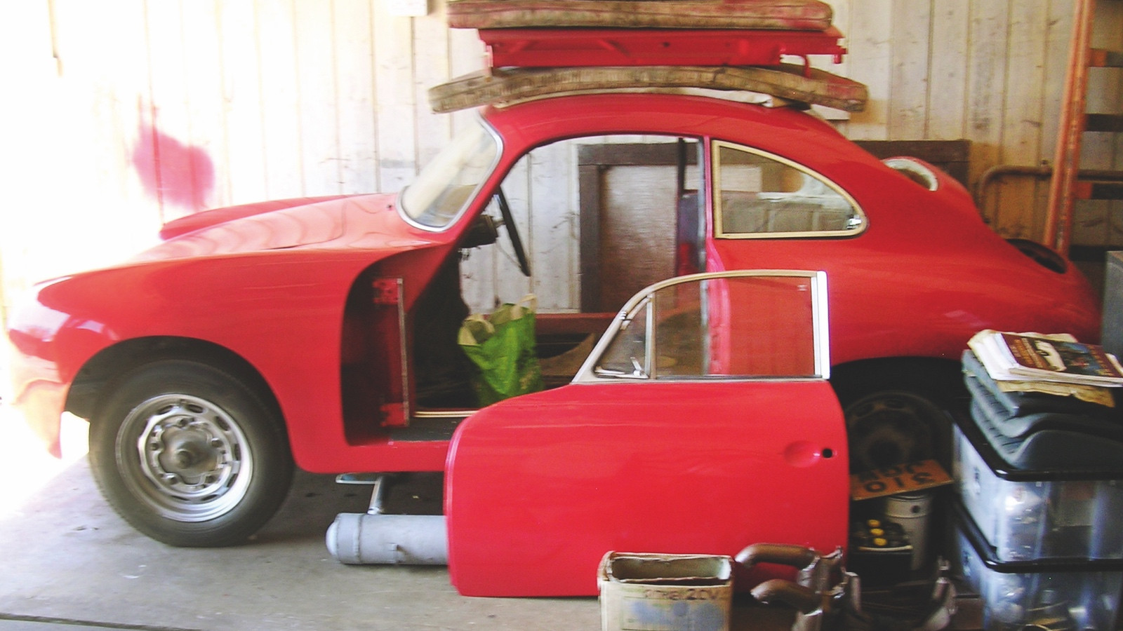 These forgotten Porsches were all found in barns