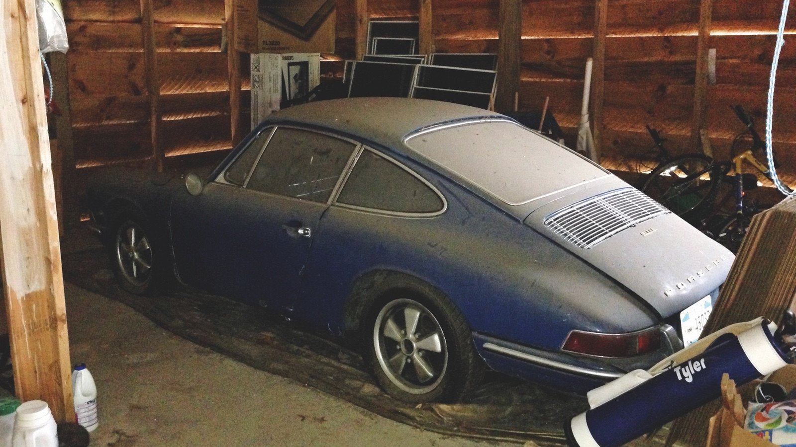 These forgotten Porsches were all found in barns