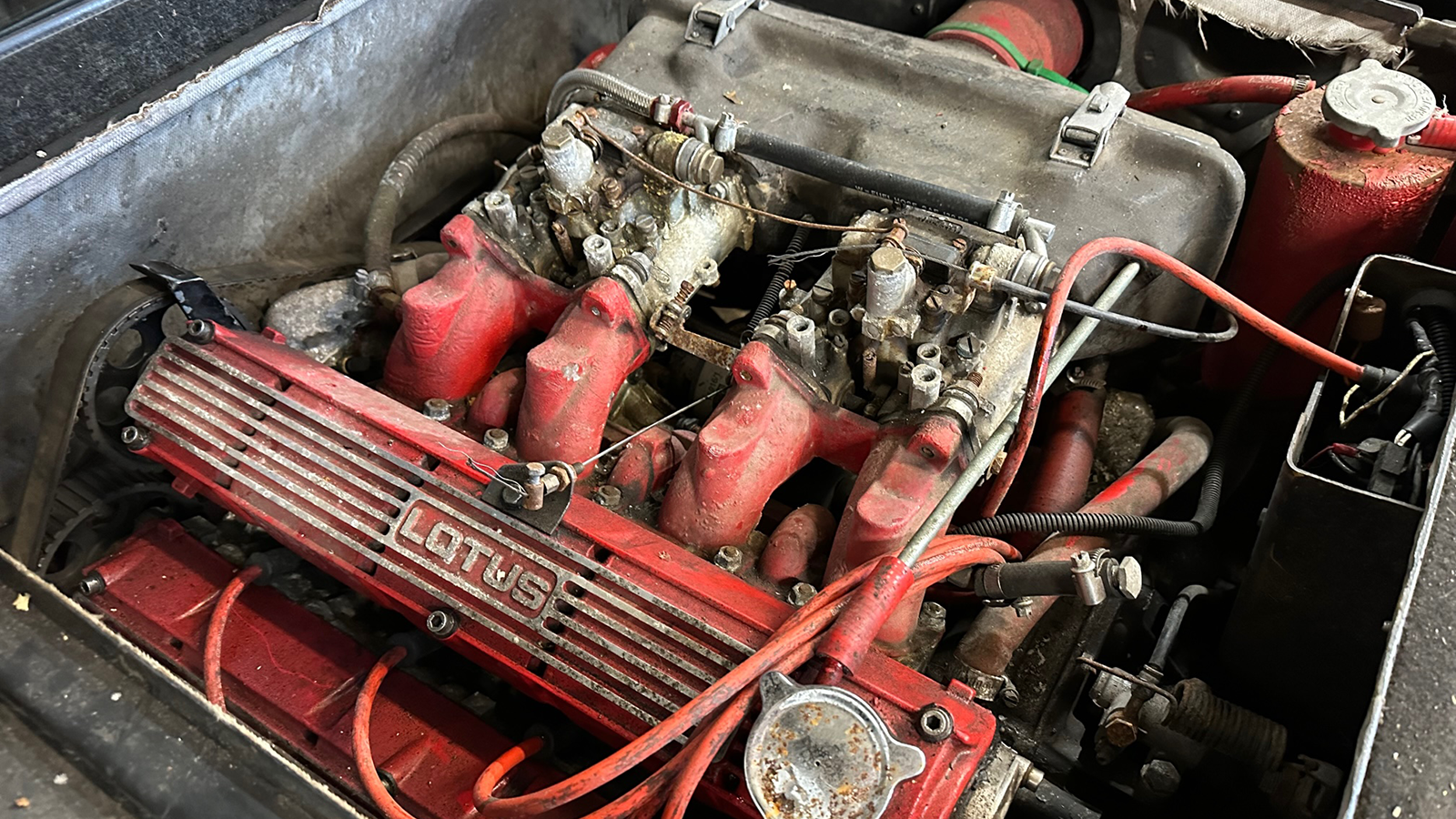 This barn-find Lotus Esprit could be yours