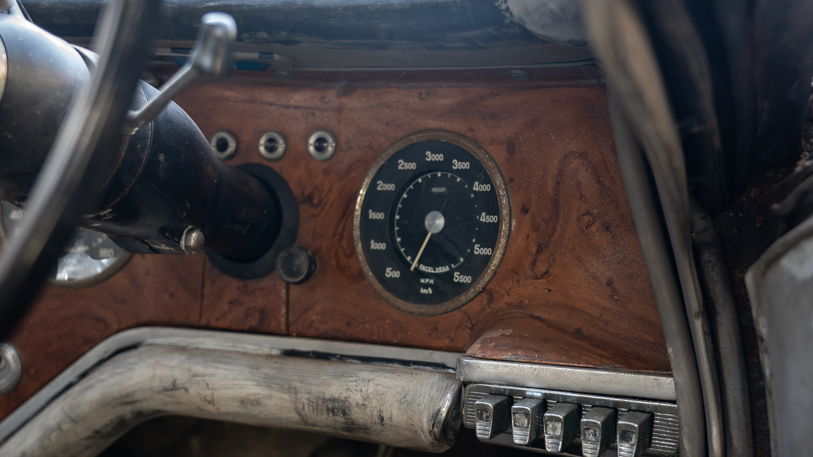 This barn-stored Facel Vega could be a tempting project