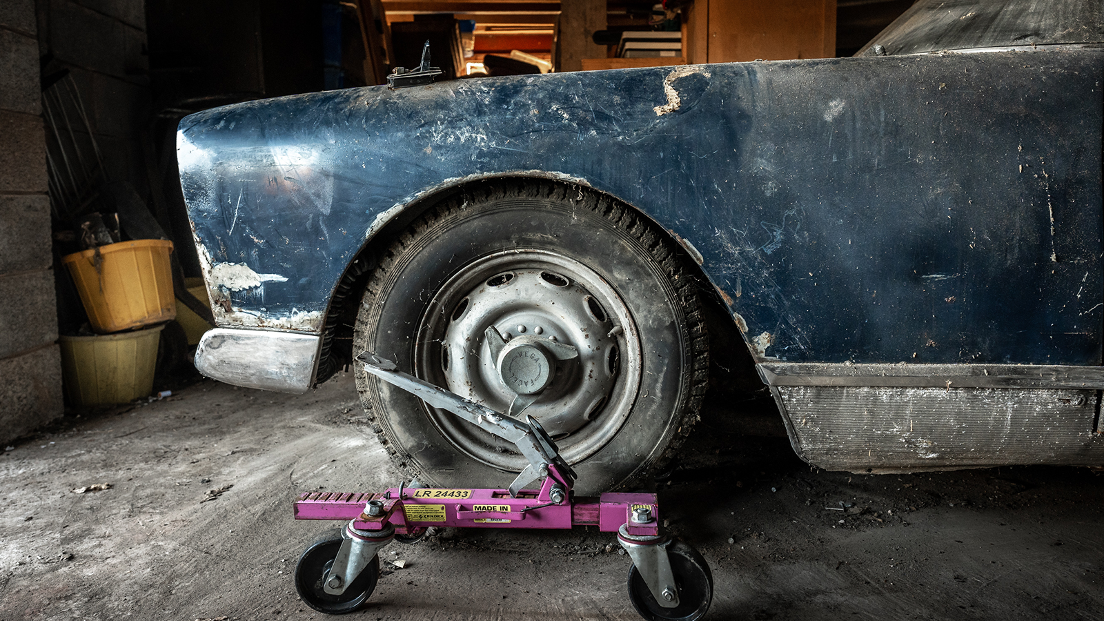 This barn-stored Facel Vega could be a tempting project