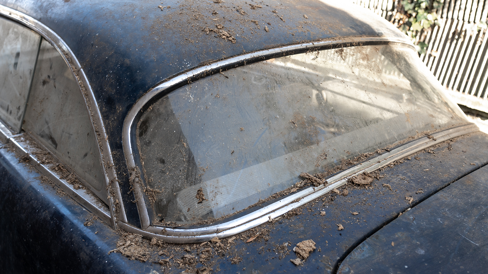 This barn-stored Facel Vega could be a tempting project