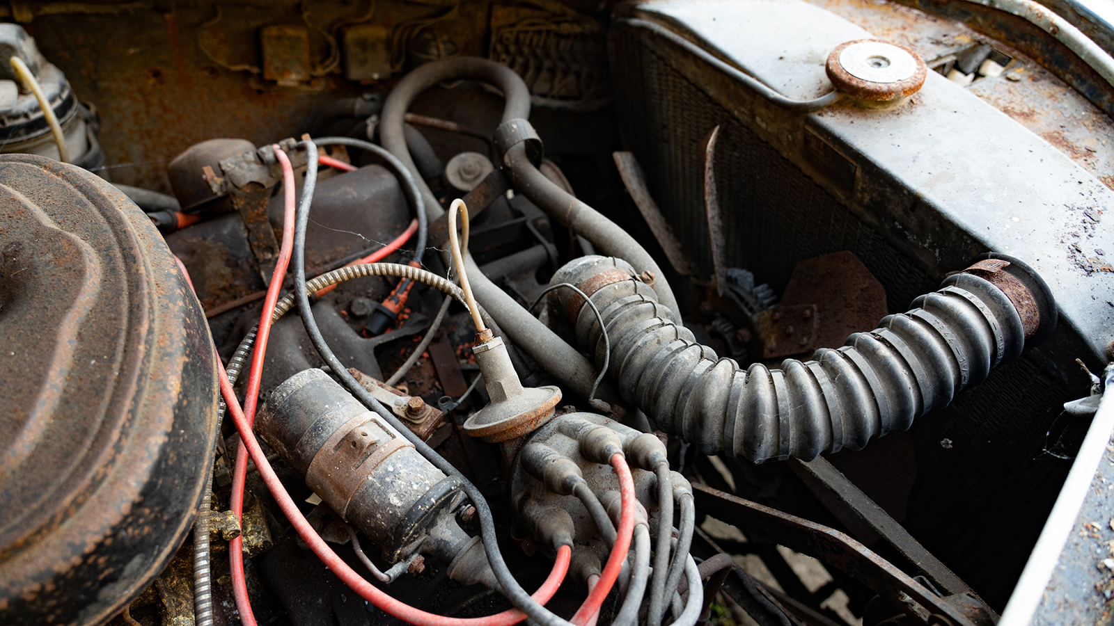 This barn-stored Facel Vega could be a tempting project