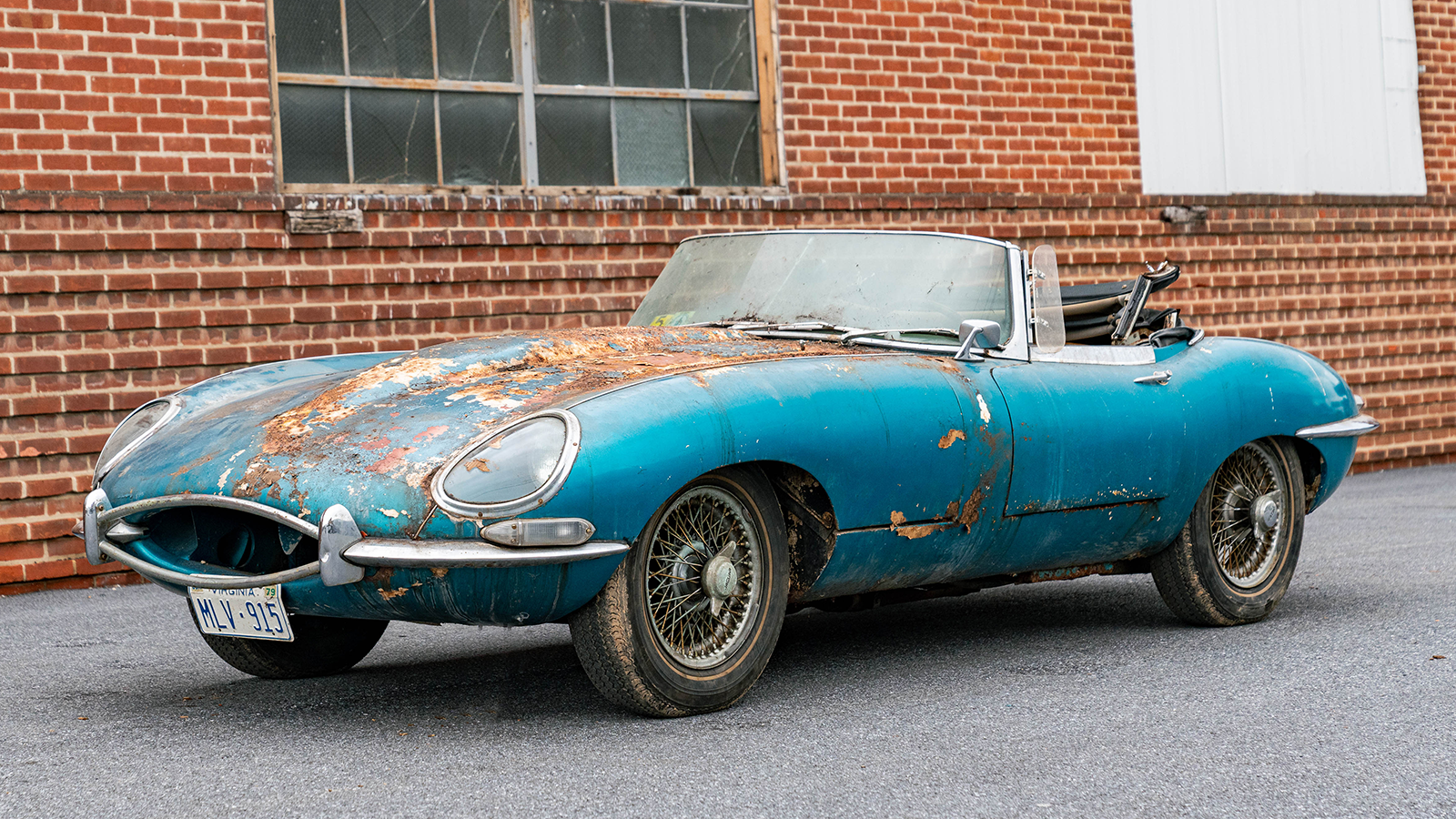 Lost Jaguar collection heads to auction