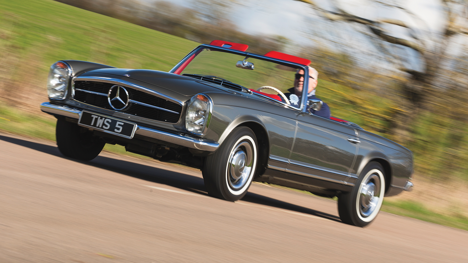 Mercedes-Benz SL Pagoda at 60