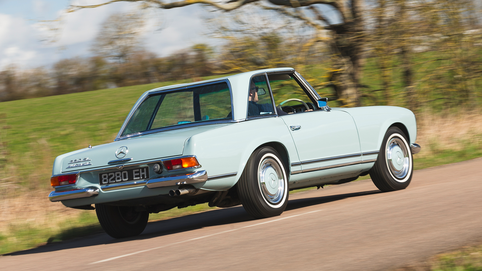 Mercedes-Benz SL Pagoda at 60