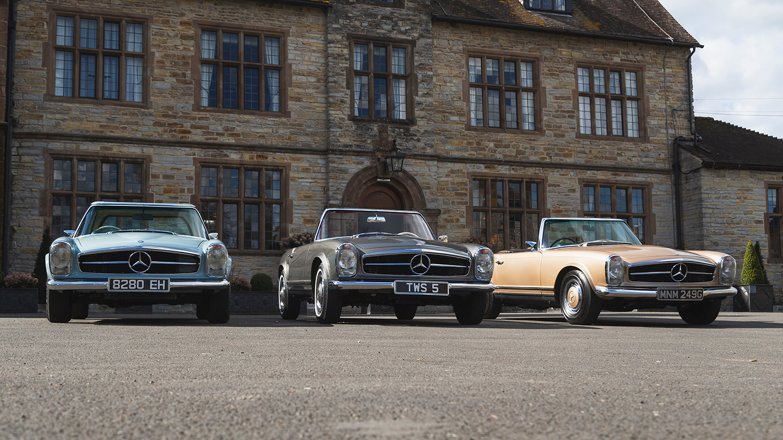 Mercedes-Benz SL Pagoda at 60