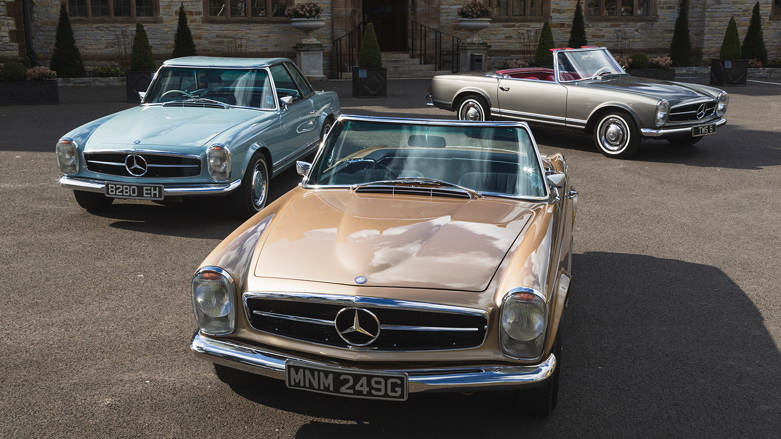 Mercedes-Benz SL Pagoda at 60