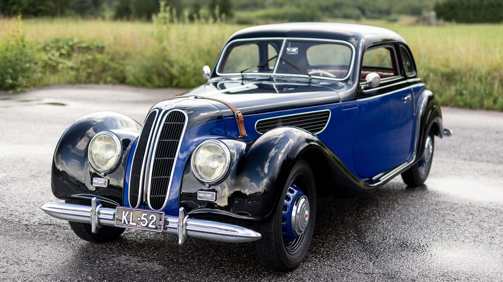 20 classic BMWs for sale in no-reserve auction