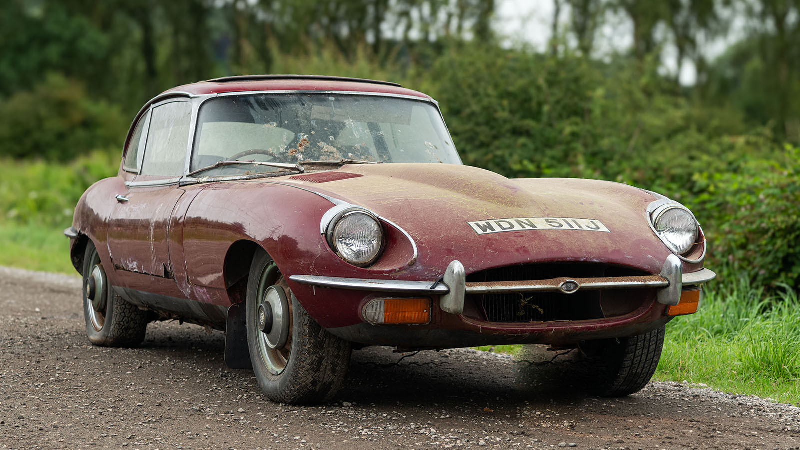 Barn-find Jaguar E-type for sale