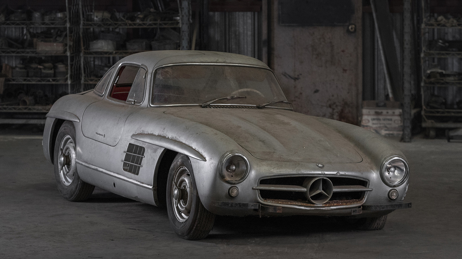 Mercedes-Benz 300SL « Alloy » Gullwing 1956 (estimation : 4-6 millions d'euros)