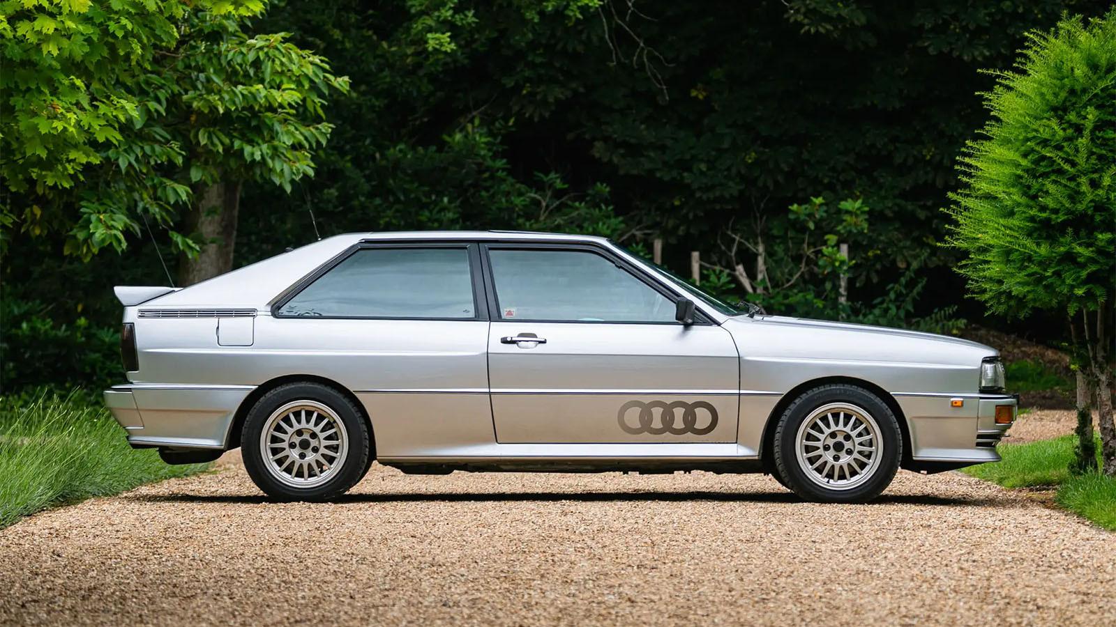 28 stunning cars in the Classic Motor Show sale