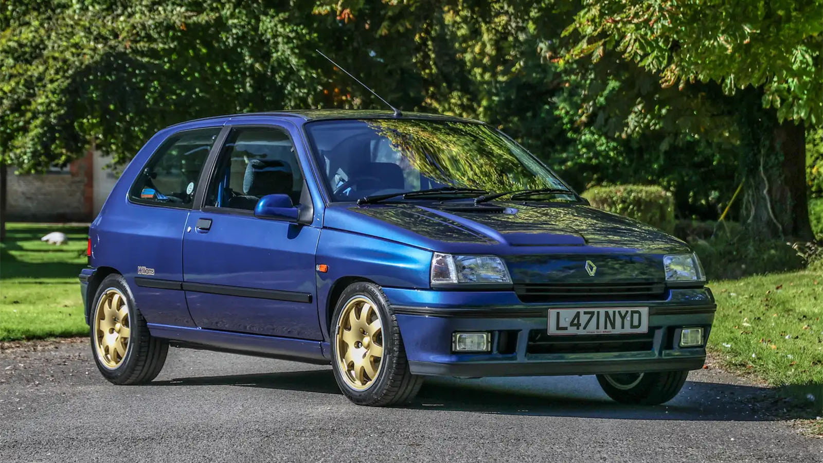 28 stunning cars in the Classic Motor Show sale