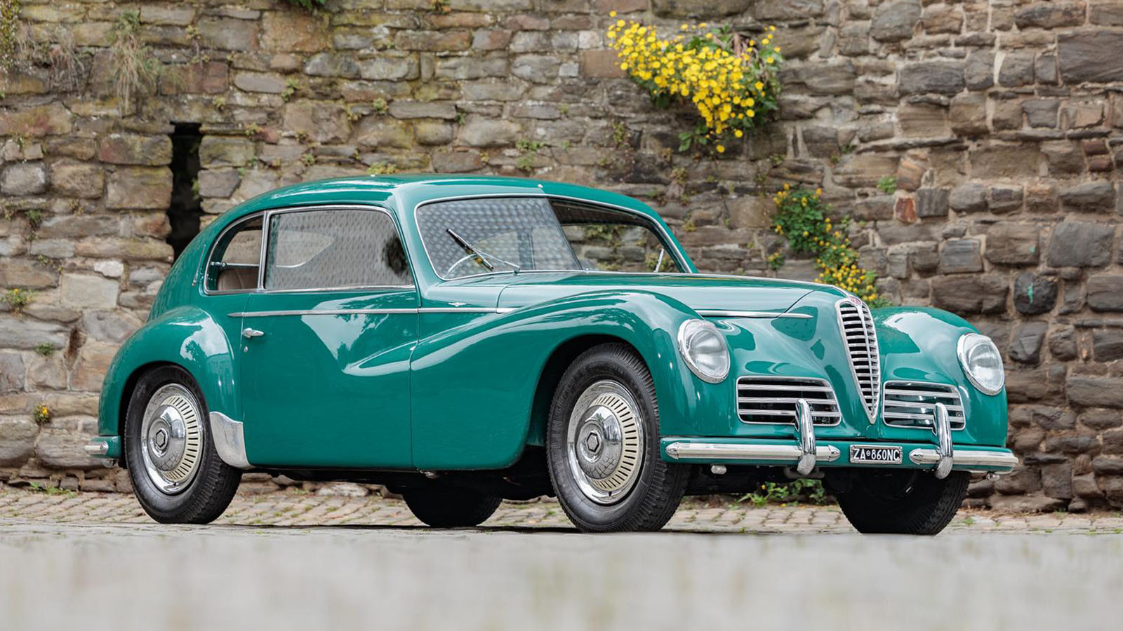 10 amazing classics in the Concours of Elegance sale