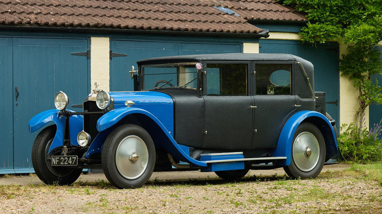 10 amazing classics in the Concours of Elegance sale