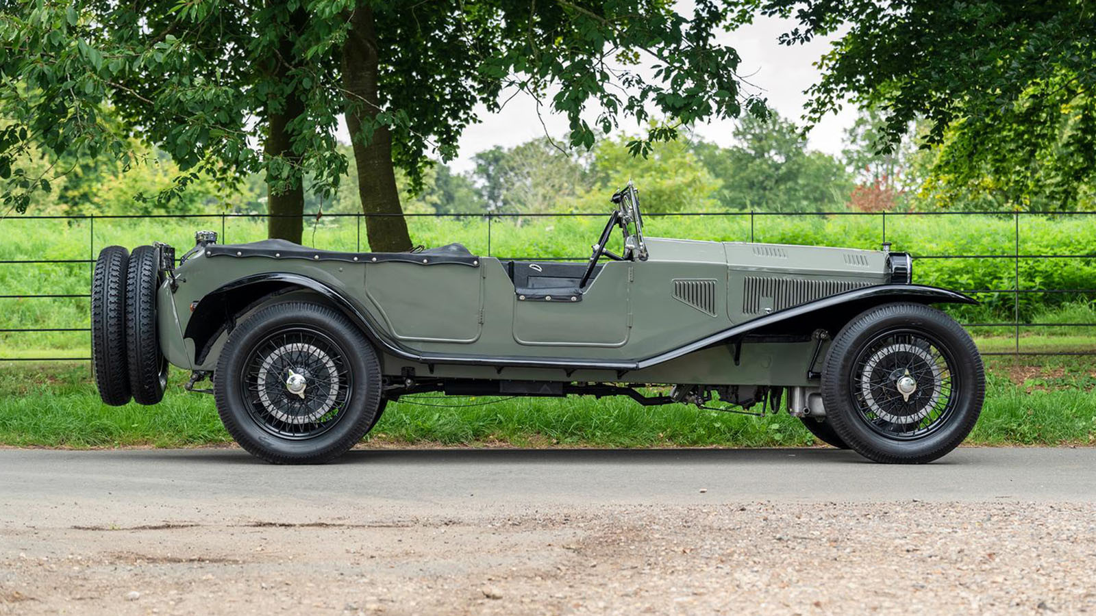 10 amazing classics in the Concours of Elegance sale