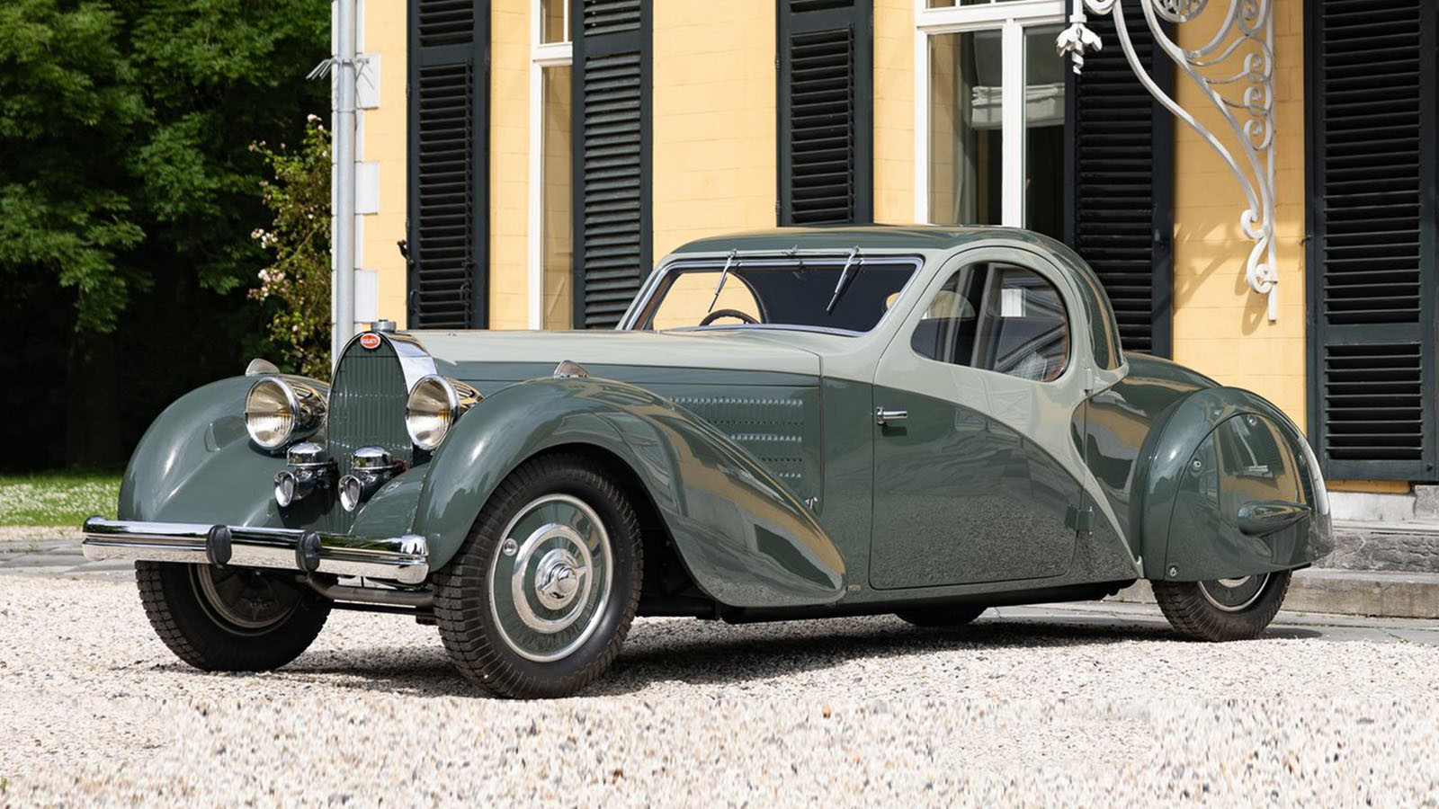 10 amazing classics in the Concours of Elegance sale