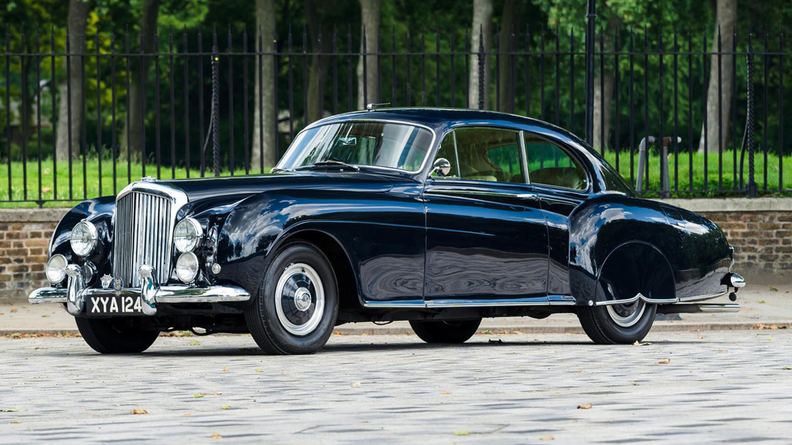 10 amazing classics in the Concours of Elegance sale