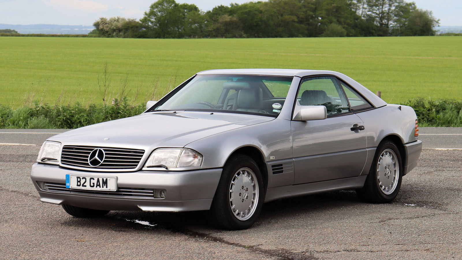 Stirling Moss’ Mercedes-Benz 500SL is for sale