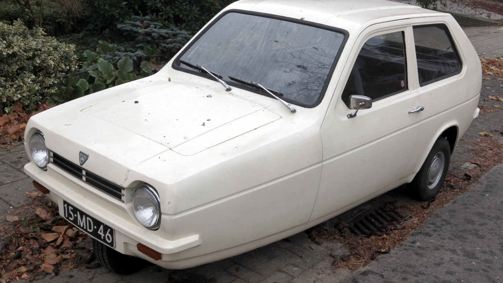 Good to be bad: rubbish cars with cult followings