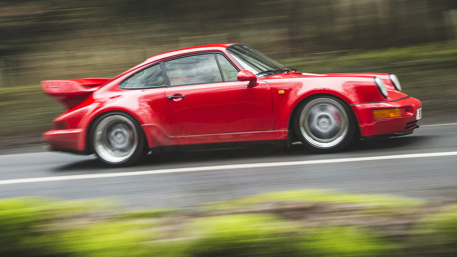 Porsche 911 (964) Carrera RS 3.8