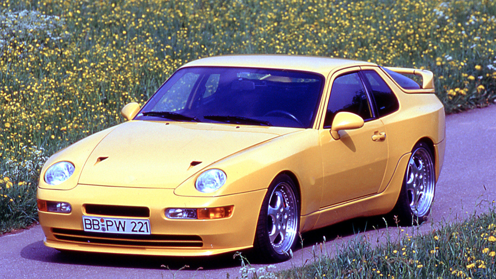 Porsche 968 turbo S (2)